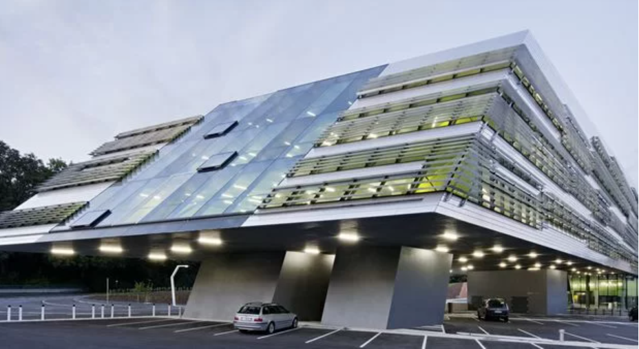 Johannes Kepler University